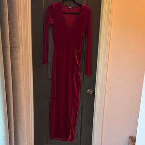 Fashion‎ Nova Deep Red Long Sleeve Velvet Dress Size M